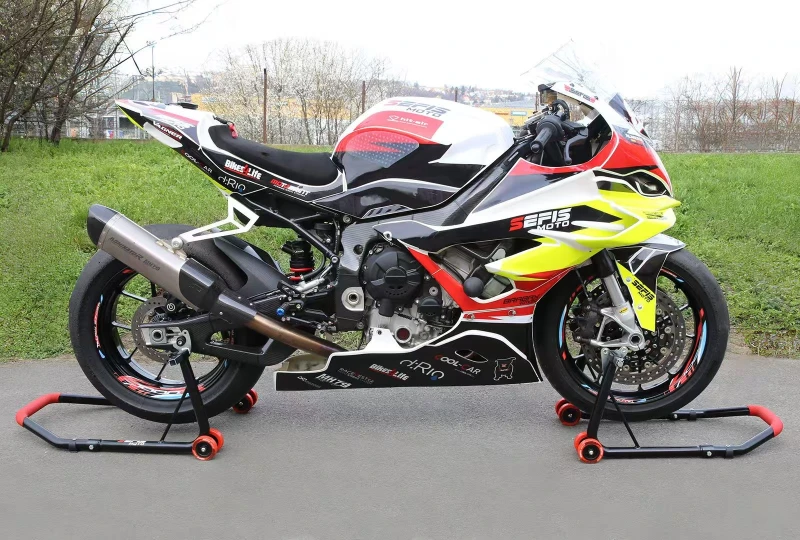 BMW S1000RR pronájem 