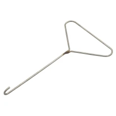 Hák na pružiny výfuku