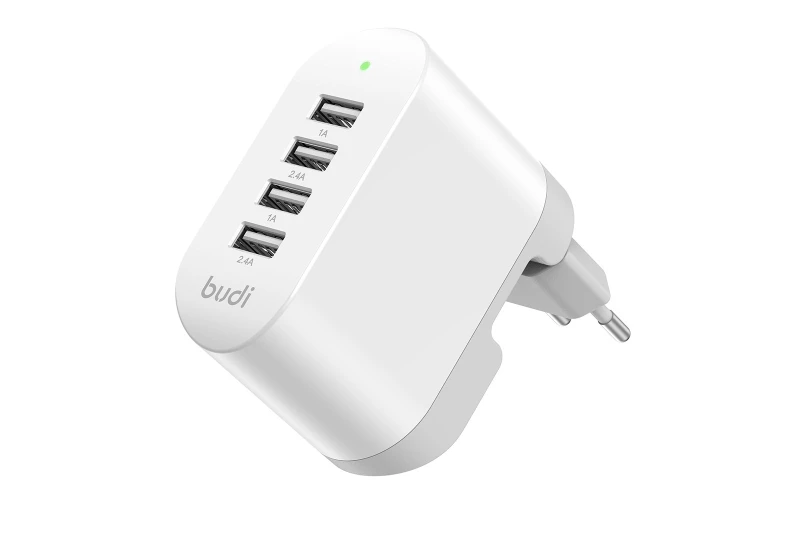 SEFIS rýchla nabíjačka do zásuvky so sklopnými kolíkmi 4x USB (2x USB 2.4A 5V + 2x USB 1A 5V) pre auto