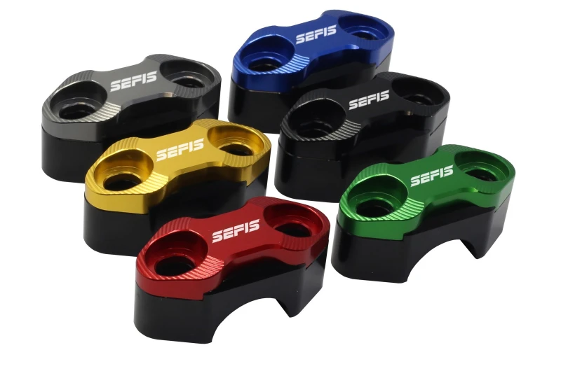 SEFIS CNC objímka na predstavce 22mm pre motocykel