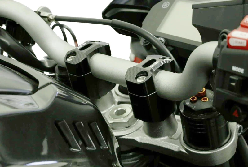 SEFIS Flat 25 predstavca 28,6mm Yamaha MT-10 pre motocykel
