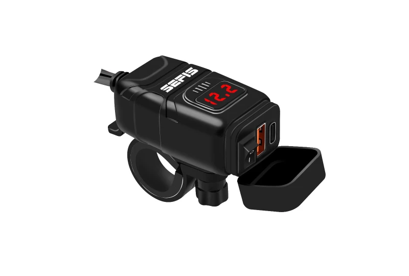 SEFIS UN10 1x USB-A a 1x USB-C  nabíjačka / zásuvka s voltmetrom stavu moto batérie pre motocykel