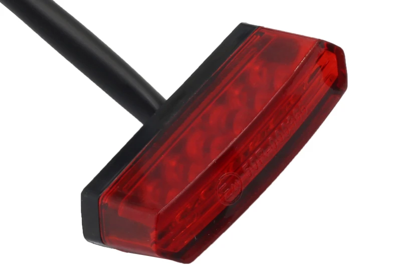 Univerzálné zadné LED svetlo C2010 pre motocykel